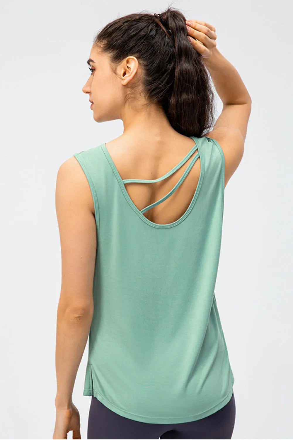 Cutout Reversible Active Tank - cas7m