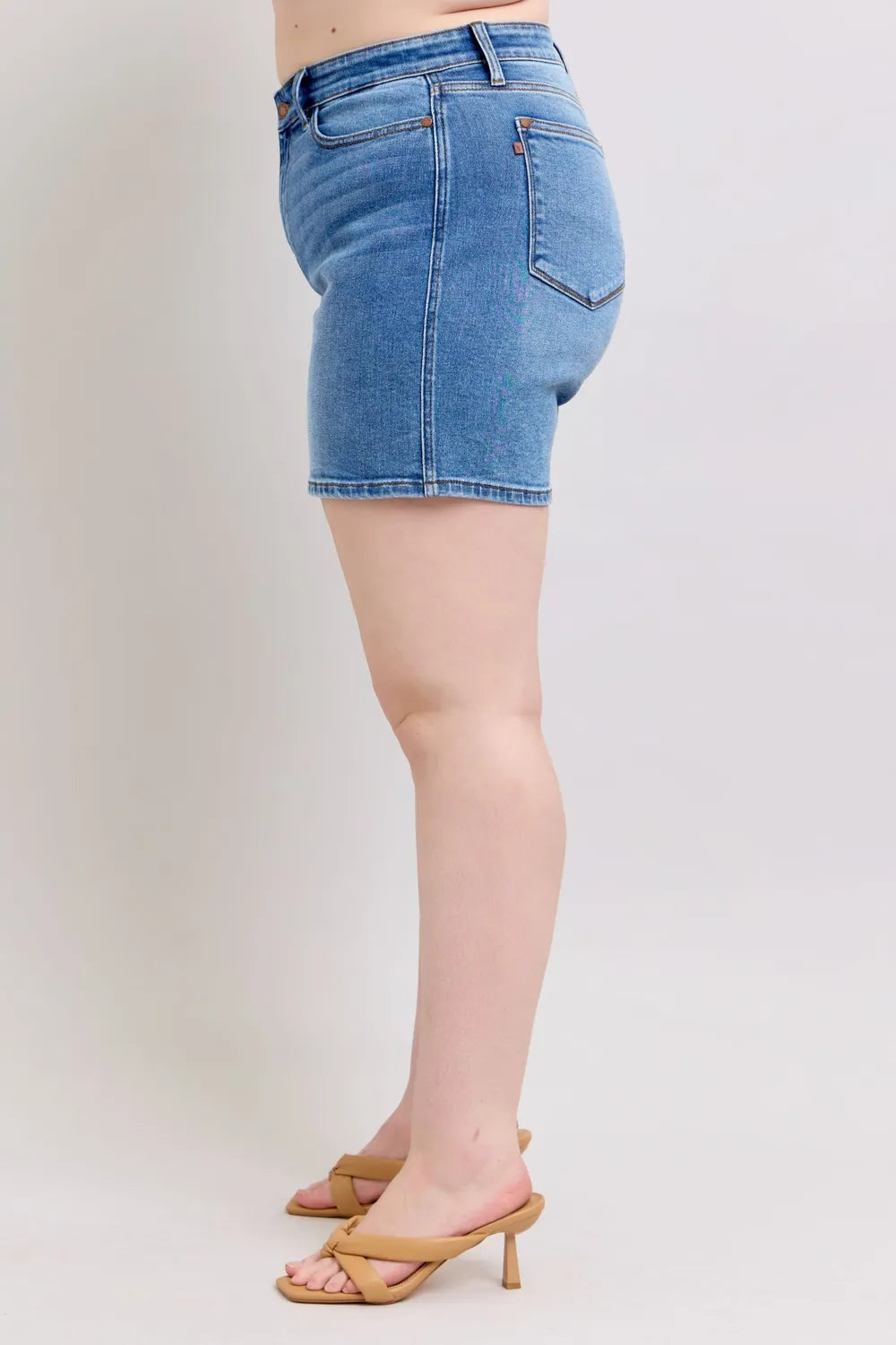 Judy Blue Full Size 2 Button Denim Shorts with Pockets Plus Size - cas7m
