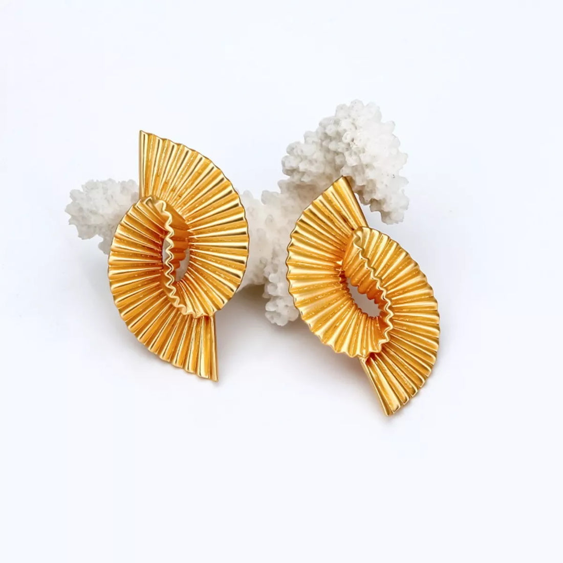 18K Gold-Plated Copper Geometric Spiral Earrings - cas7m