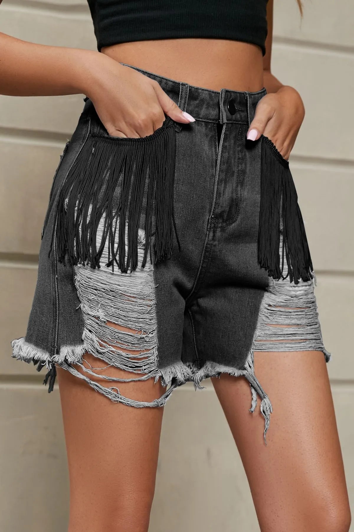 Distressed Fringe Denim Shorts - cas7m