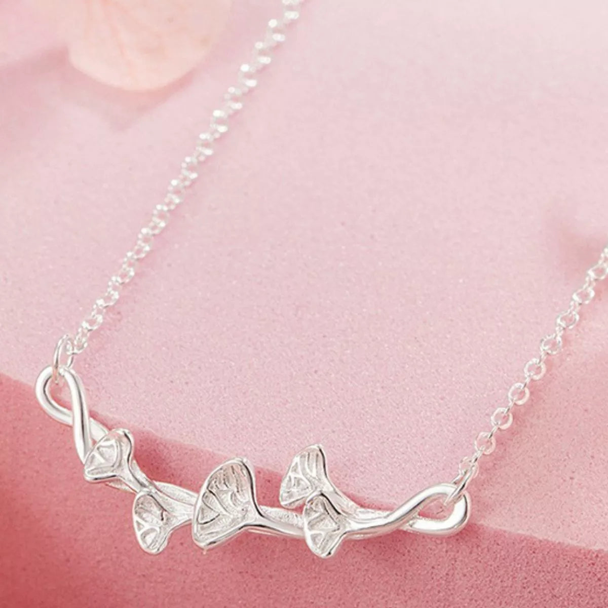 925 Sterling Silver Ginkgo Leaf Necklace - cas7m