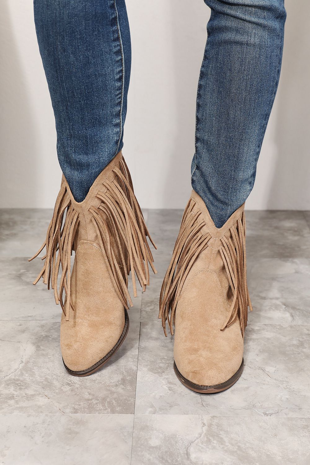 Legend Women's Fringe Cowboy Western Ankle Boots - cas7m