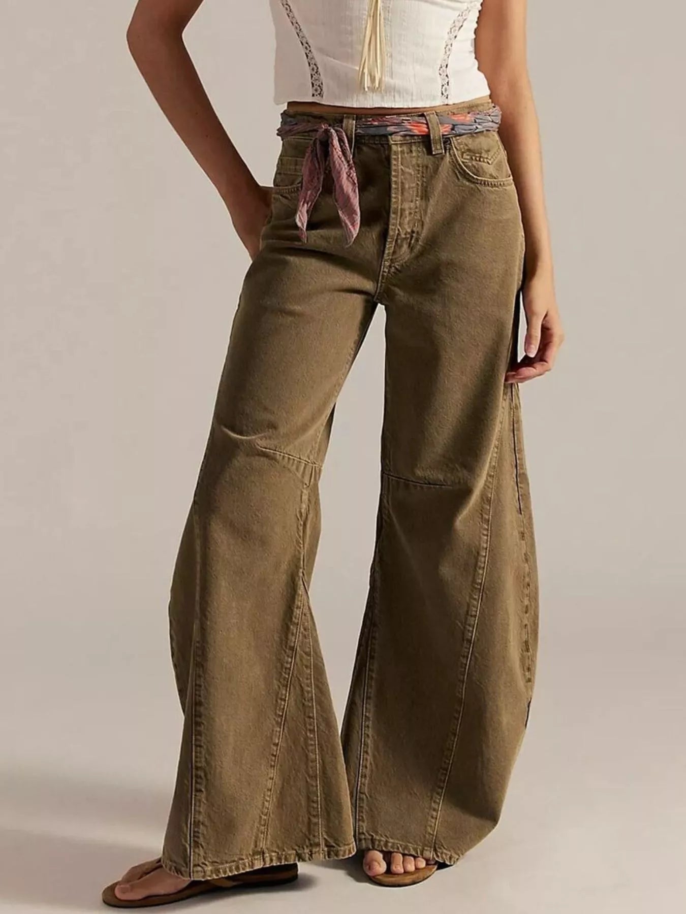 Washed Wide Leg Jeans - cas7m