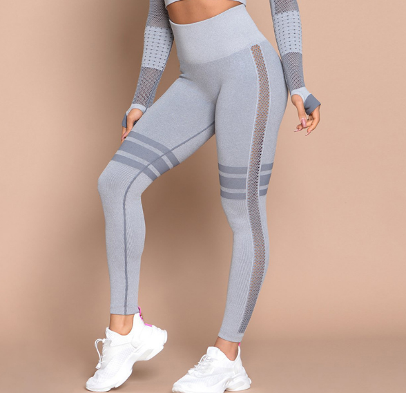 Yoga Outfit Set with Seamless Butt-Lifting Leggings - cas7m