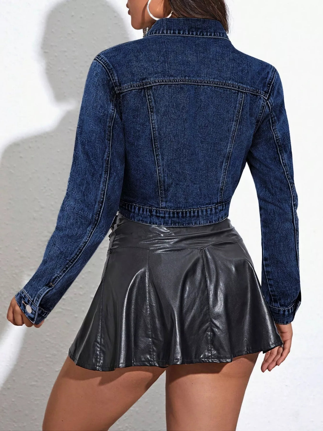 Cropped Button Up Denim Jacket - cas7m