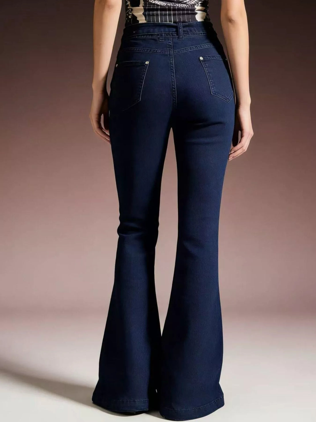 Bow-Tie High-Waisted Flare Jeans - cas7m