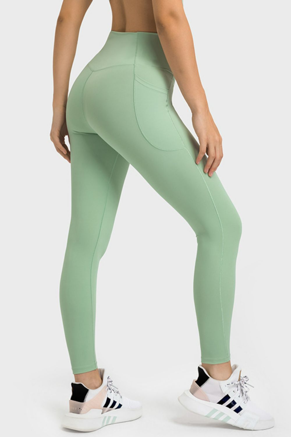 Millennia V-Waist Yoga Leggings with Pockets - cas7m