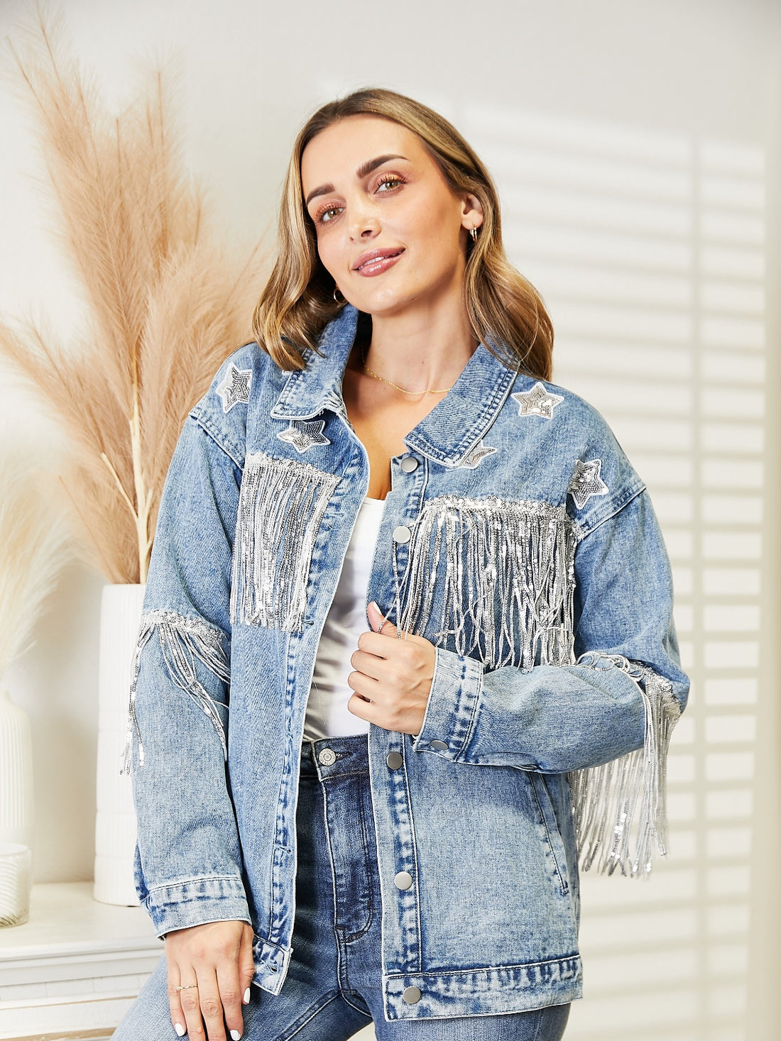 Fringe Detail Long Sleeve Denim Jacket - cas7m