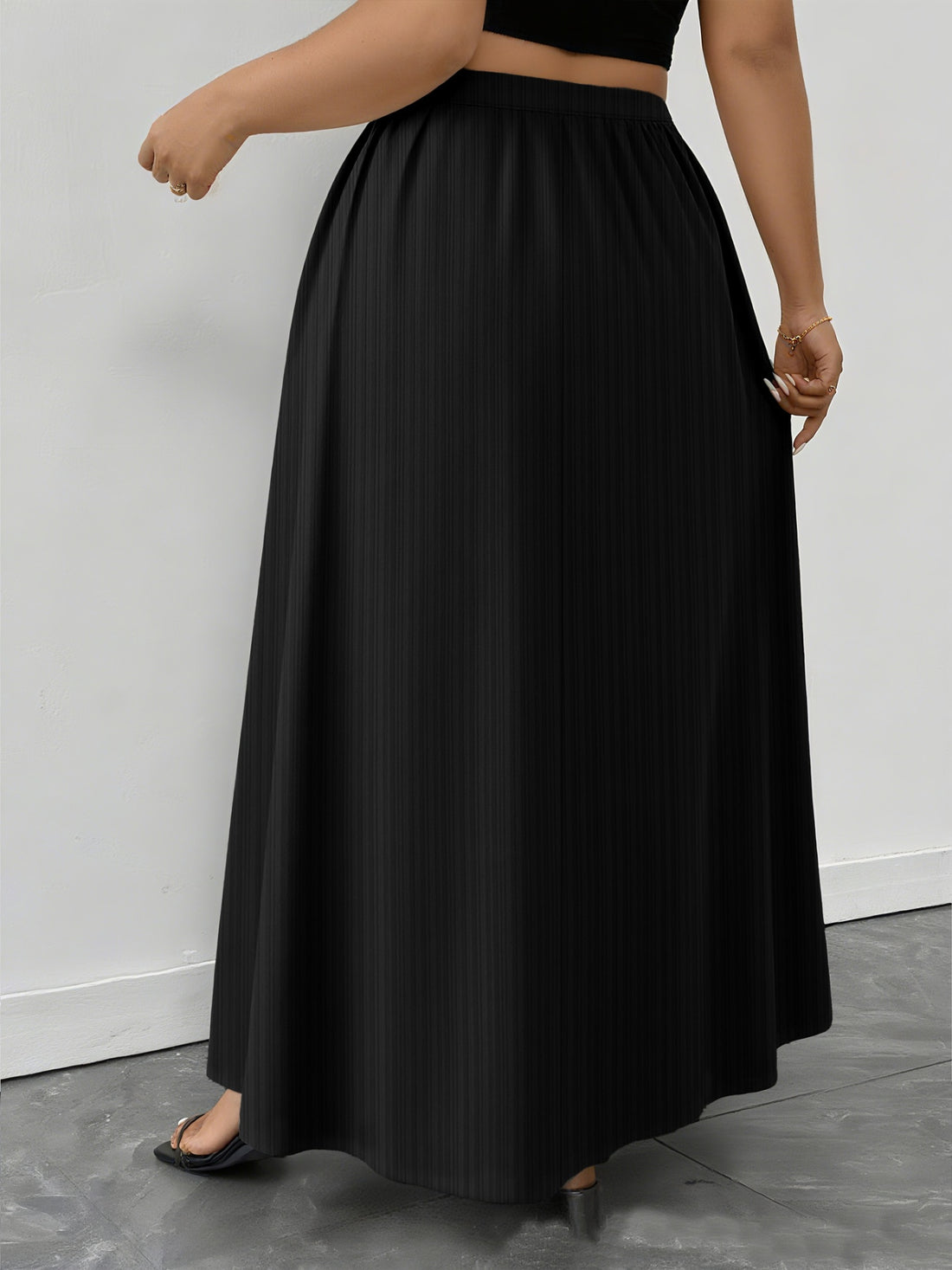 Plus Size Polyester Pocketed Midi Skirt - Easy Care Fashion - cas7m