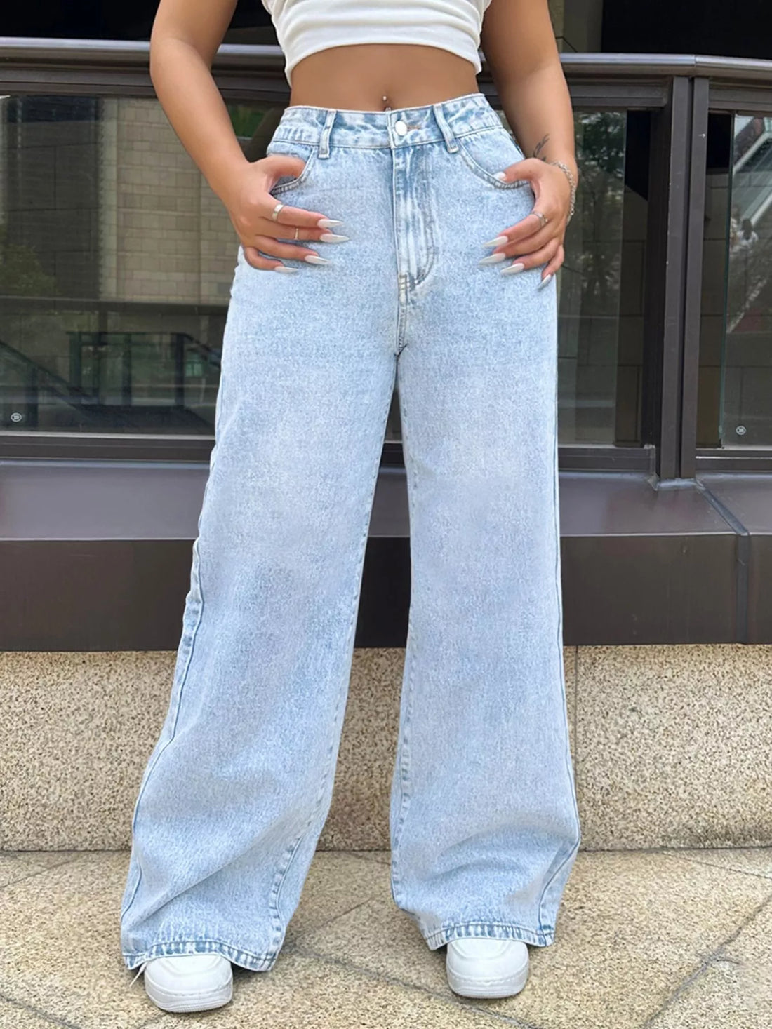 High-Waisted Wide Leg Jeans - cas7m