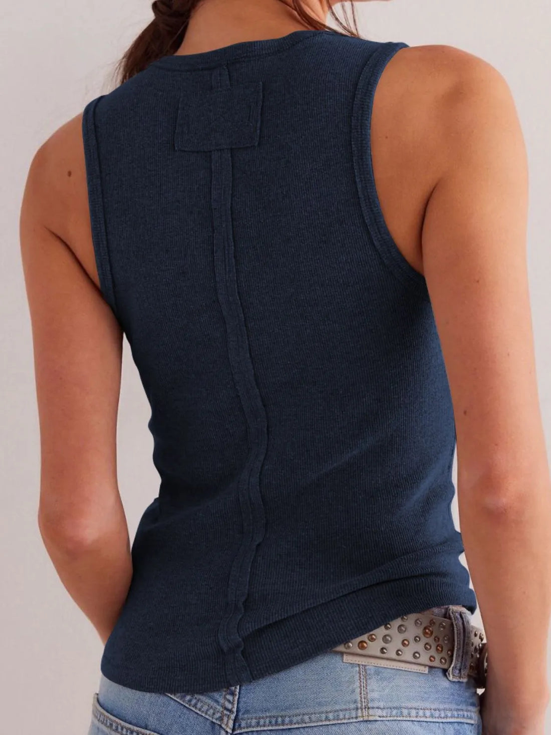 Solid V-Neck Tank - cas7m