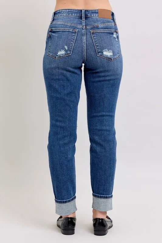 Judy Blue Full Size Mid Rise Boyfriend destroy Jeans with Yoke Pockets and Faux Selvedge Cuff Plus Size - cas7m