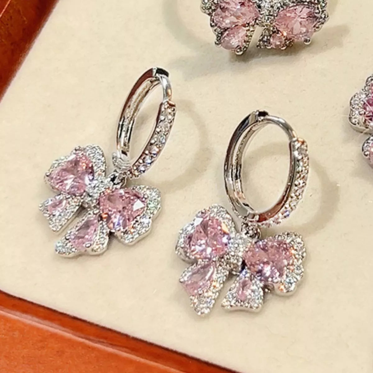 Zircon Bowknot Drop Earrings - cas7m