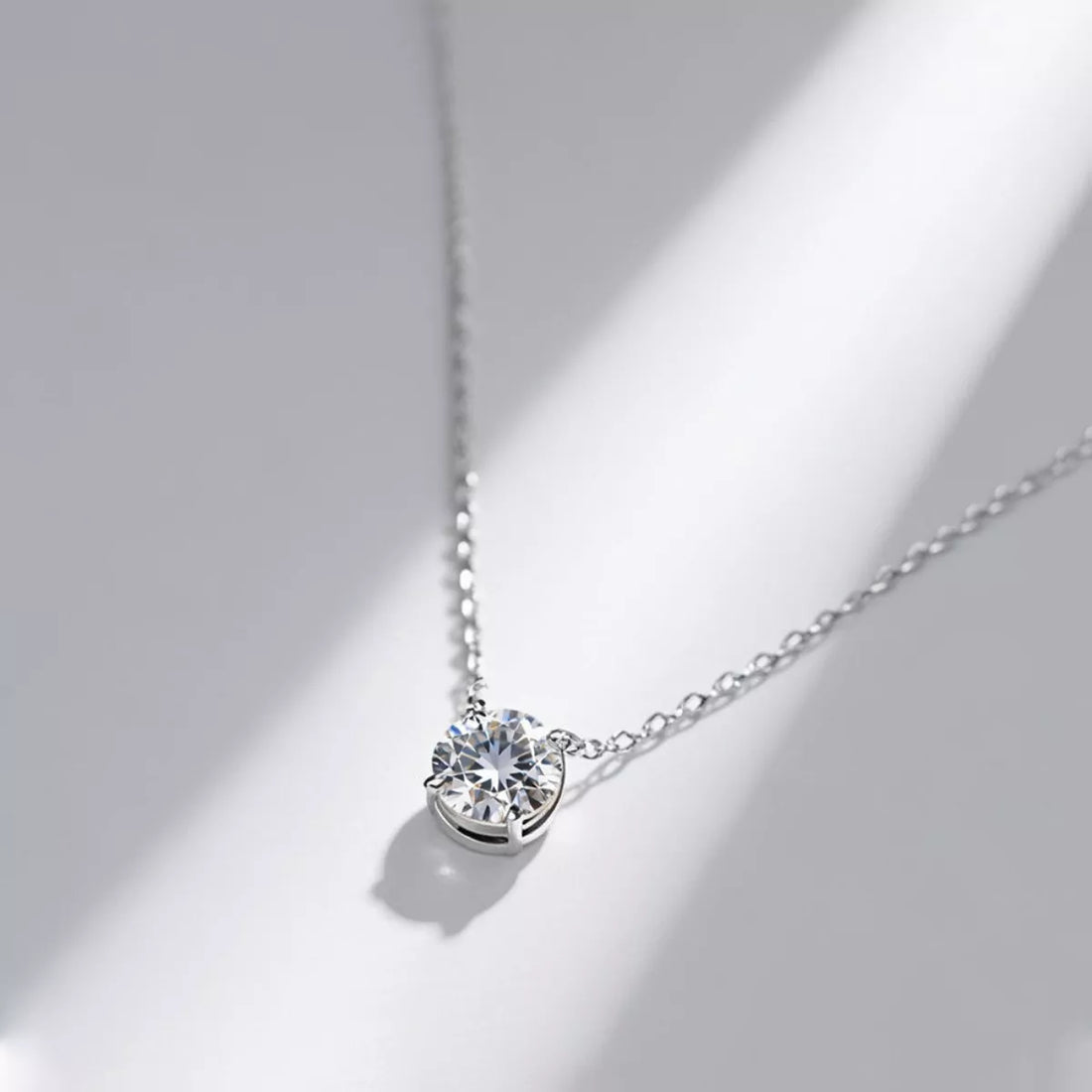2 Carat Moissanite Pendant Necklace - cas7m