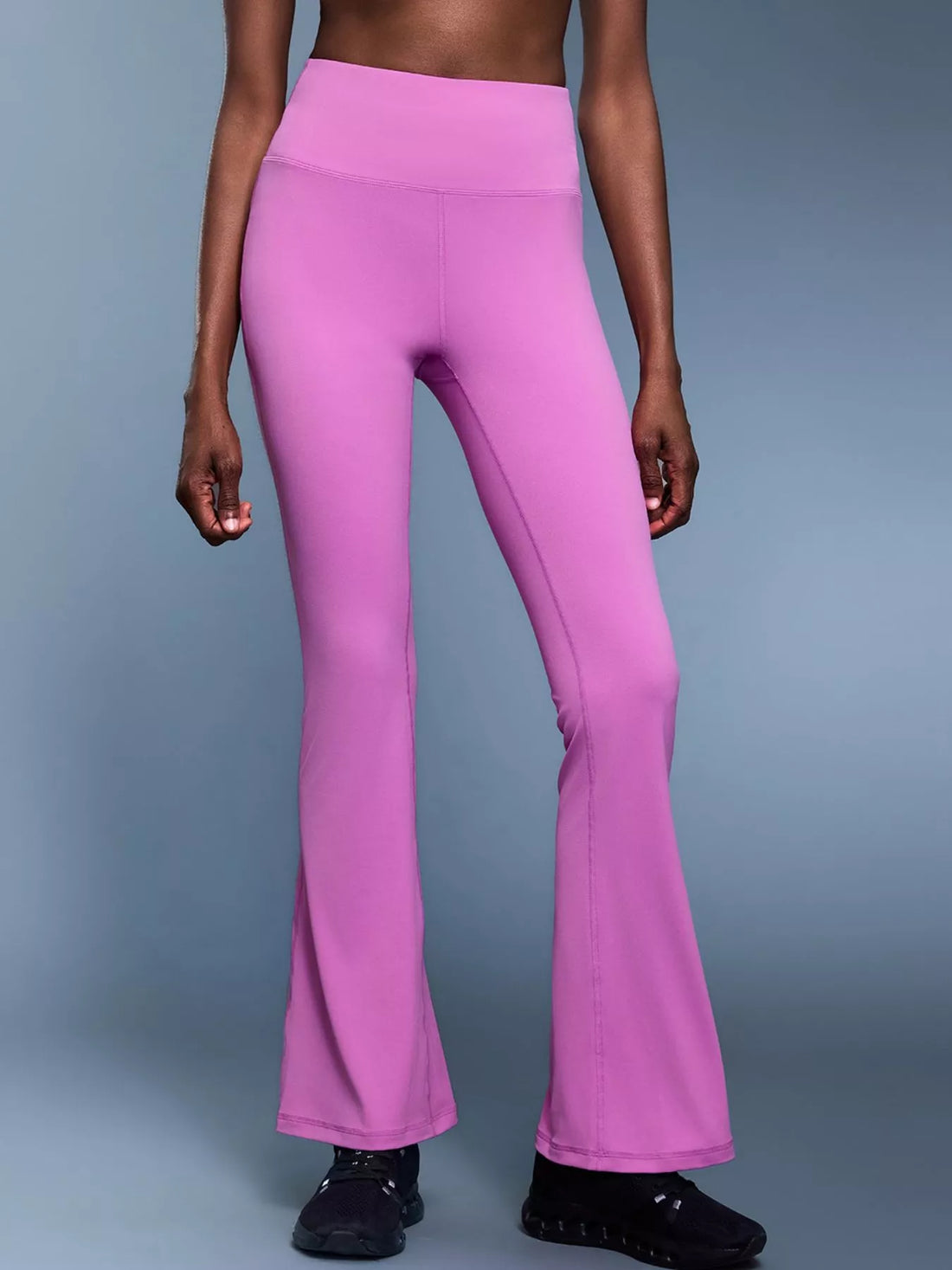 High-Waisted Flare Active Pants - cas7m