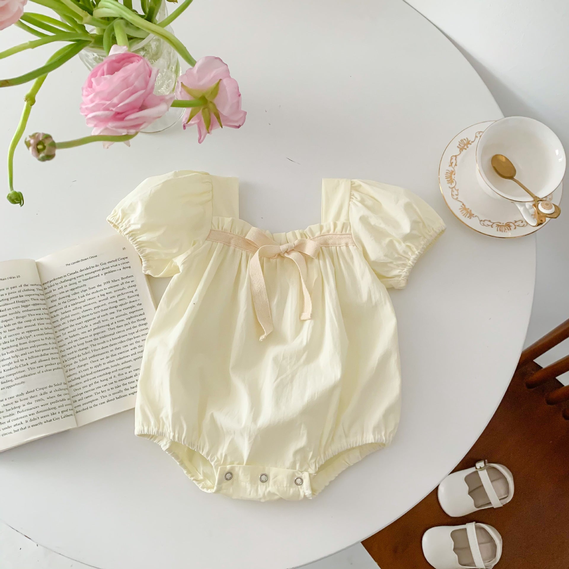Small Floral Bow Baby Girl Bubble Sleeve Harness Crawl Clothes - cas7m
