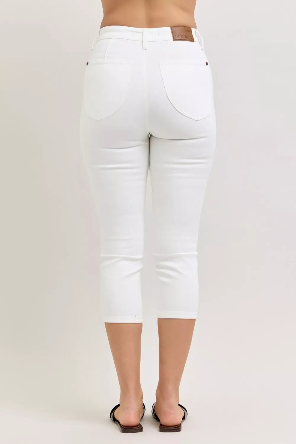 Judy Blue High Waist Extended Waistband Capri Pants with Spade Pockets - cas7m
