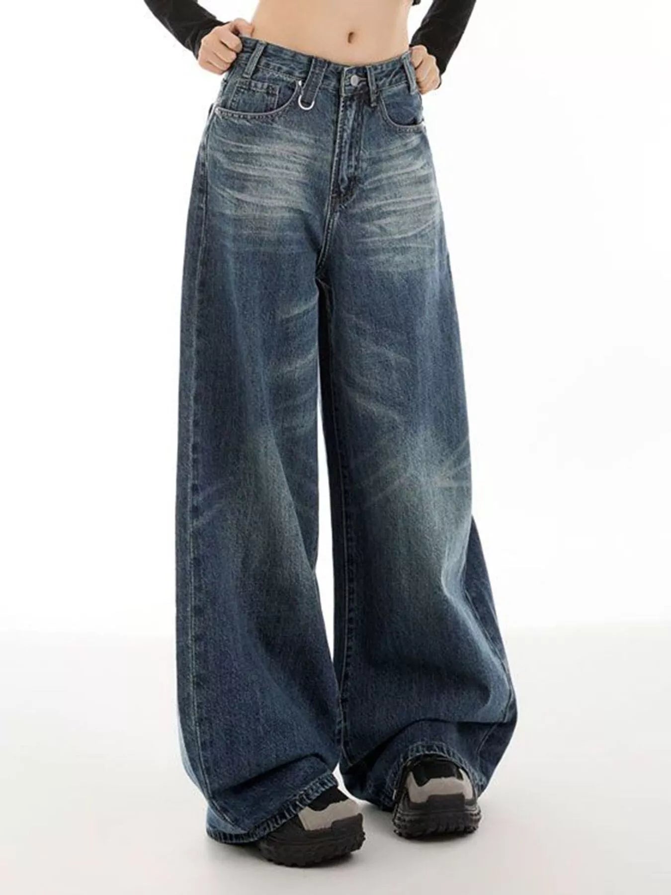 Vintage Wash Wide Leg Jeans - cas7m