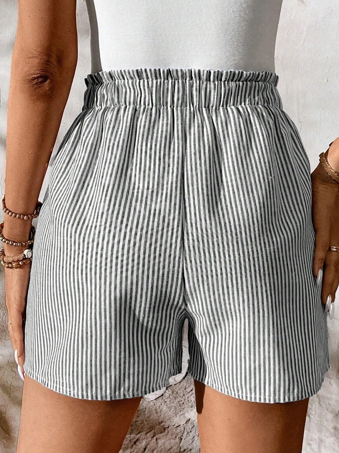 Striped Elastic Waist Drawstring Shorts - cas7m