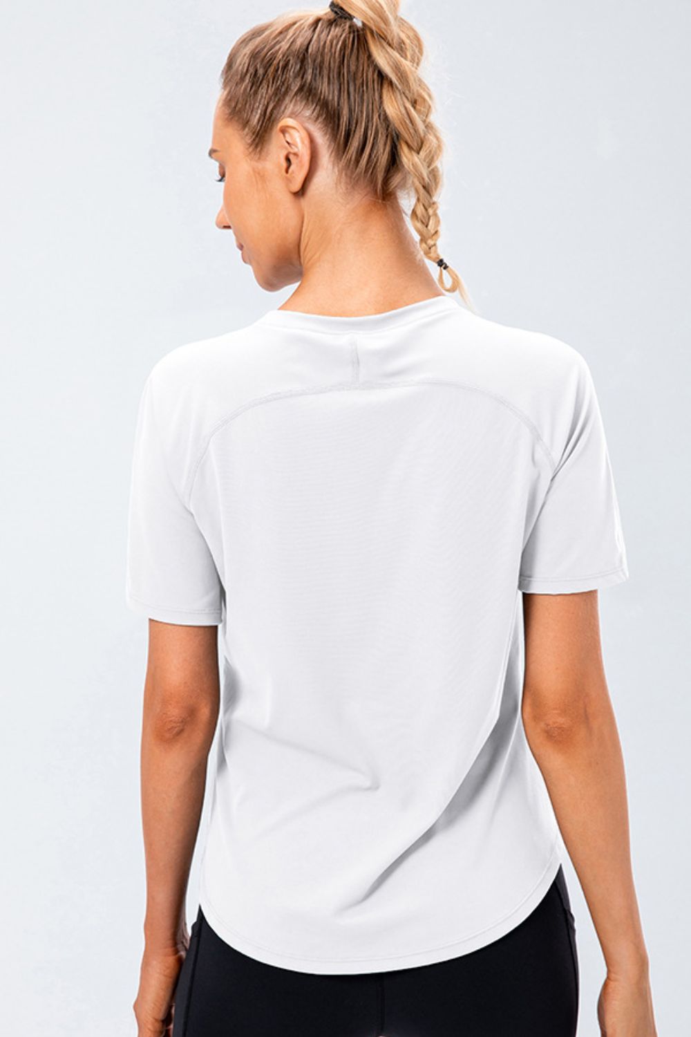 Round Neck Raglan Sleeve Active Tee - cas7m