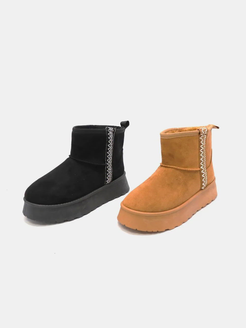 WILD DIVA Round Toe Platform Boots - cas7m