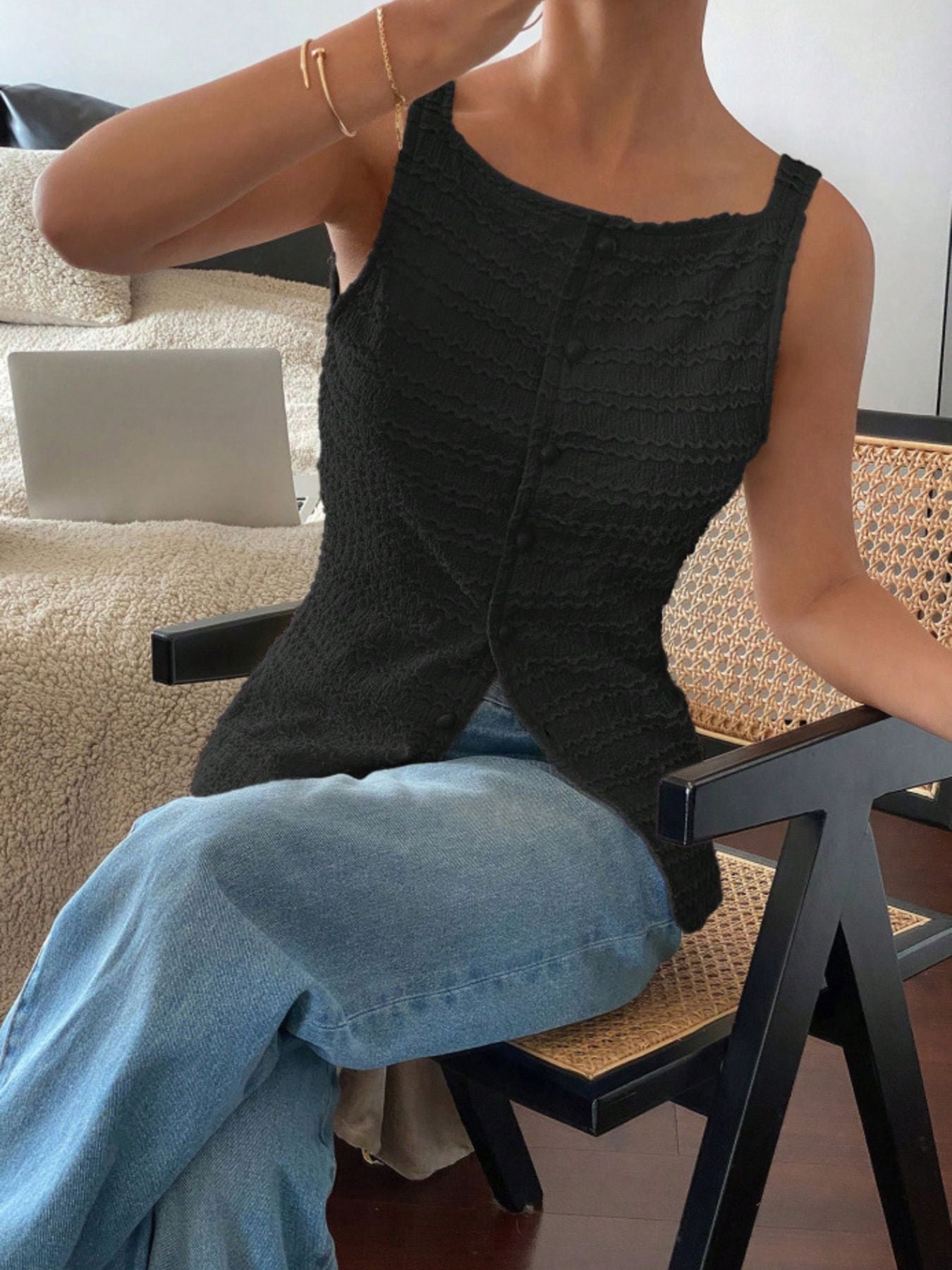 Textured Button-Front Tank - cas7m
