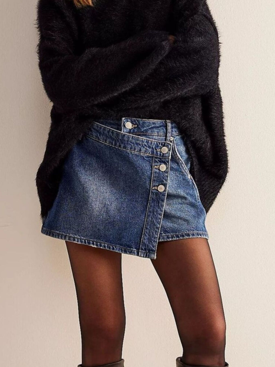 Asymmetrical Button-Front Denim Skort - cas7m