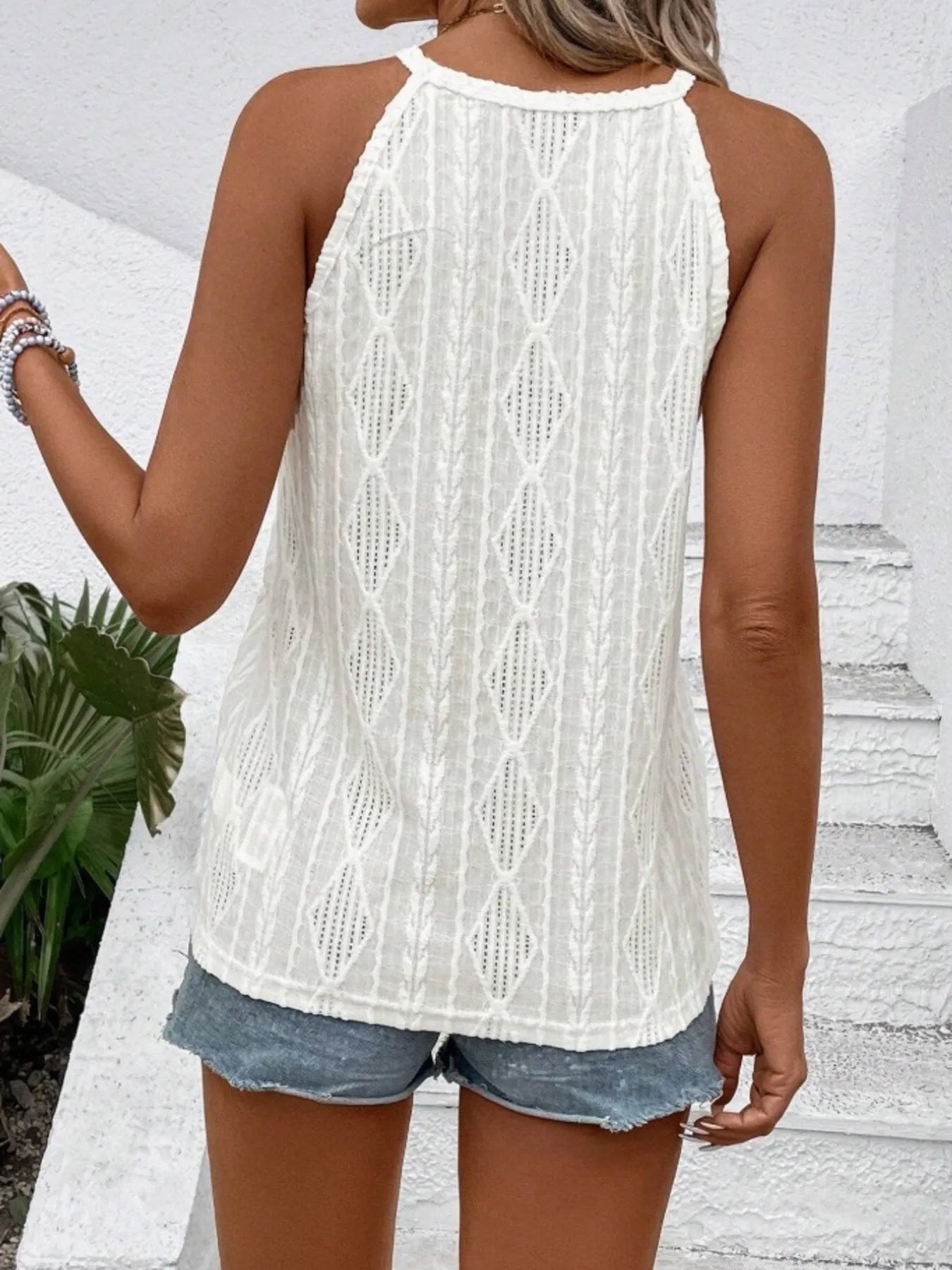 Textured Round Neck Tank - cas7m