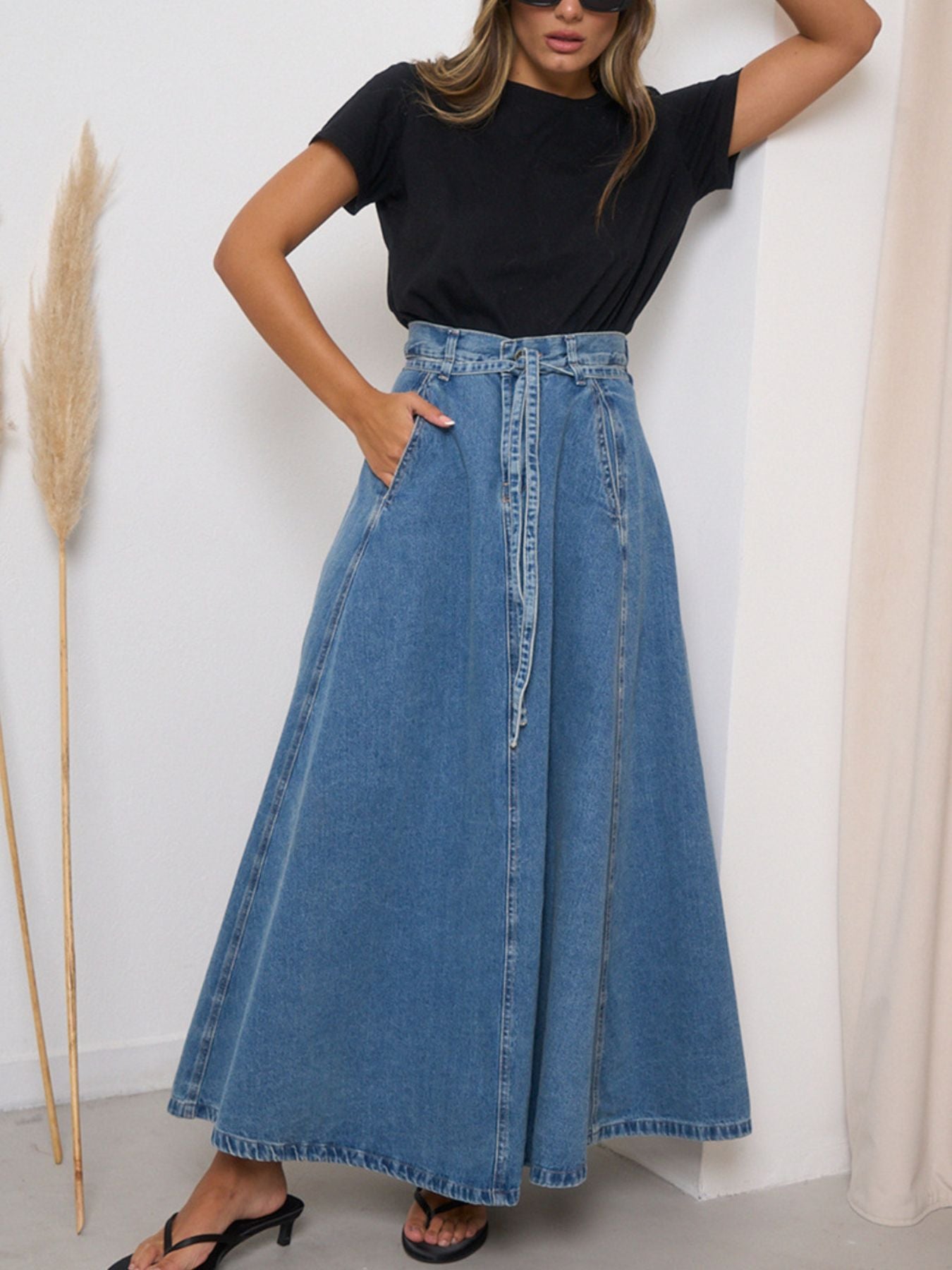 High-Waisted Denim Skirt - cas7m