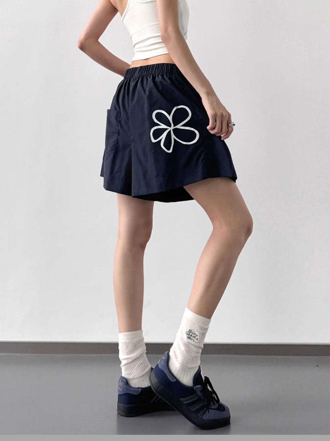 Elastic Waist Shorts - cas7m