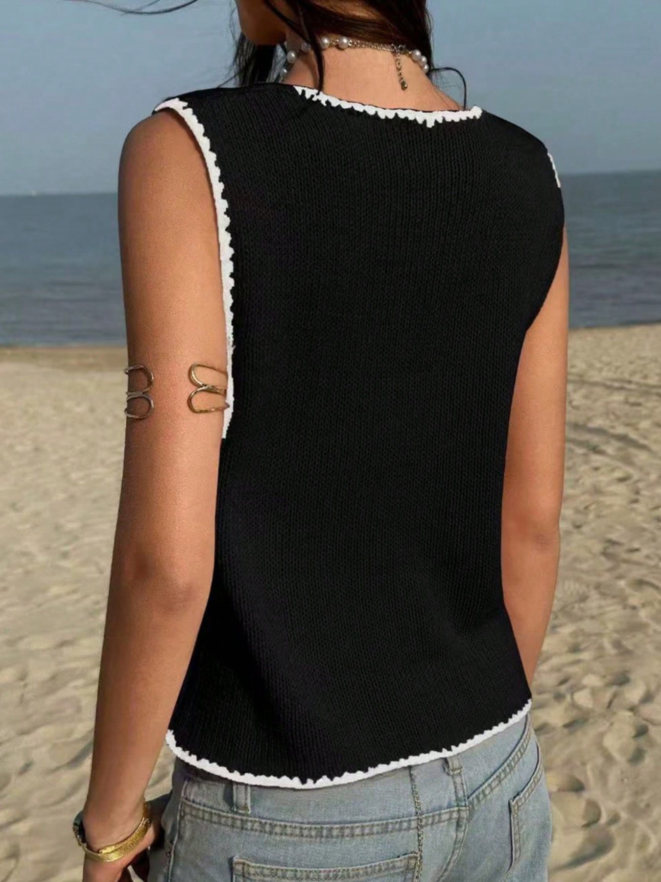 Button-Down Sweater Vest - cas7m