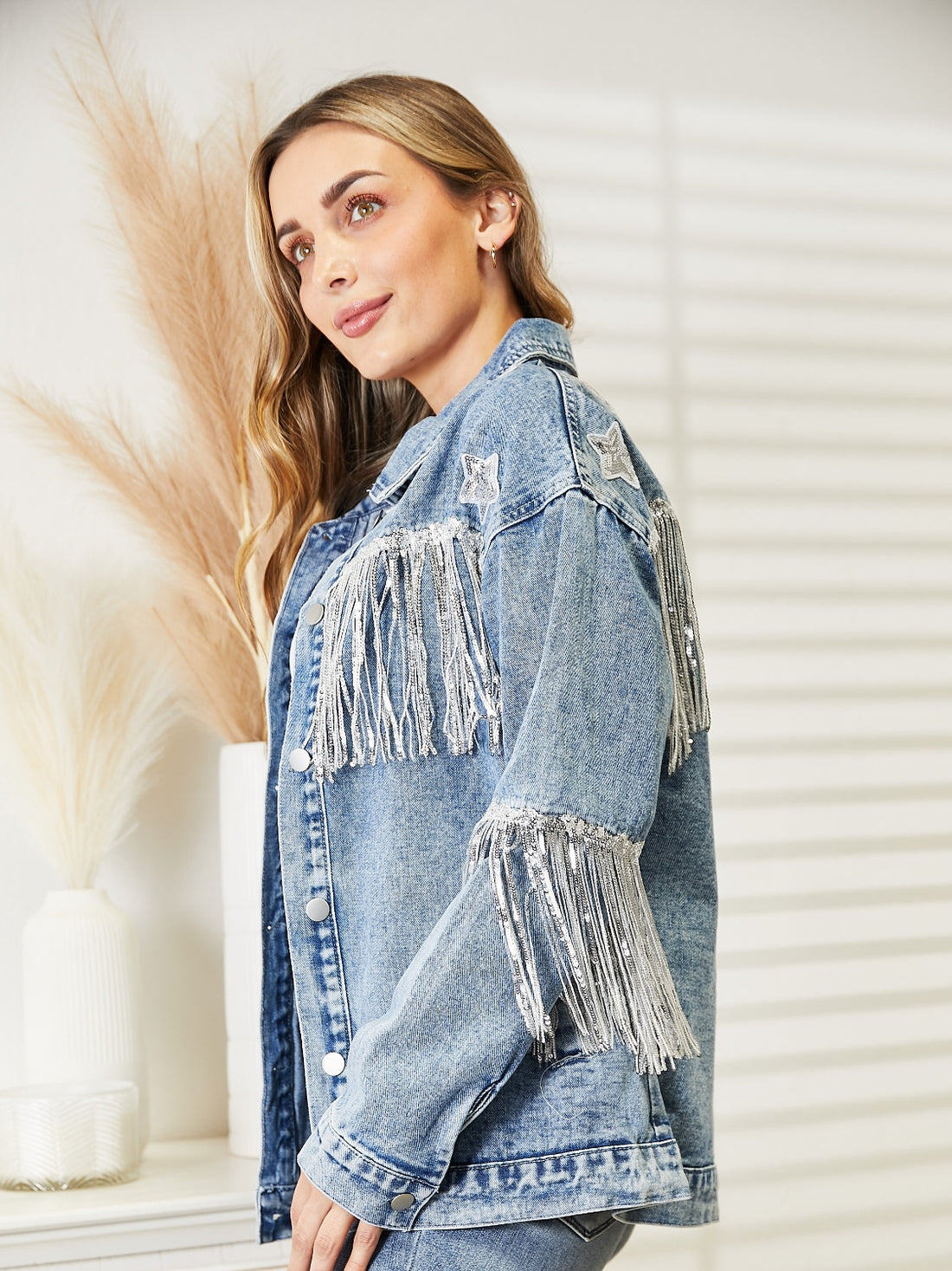 Fringe Detail Long Sleeve Denim Jacket - cas7m