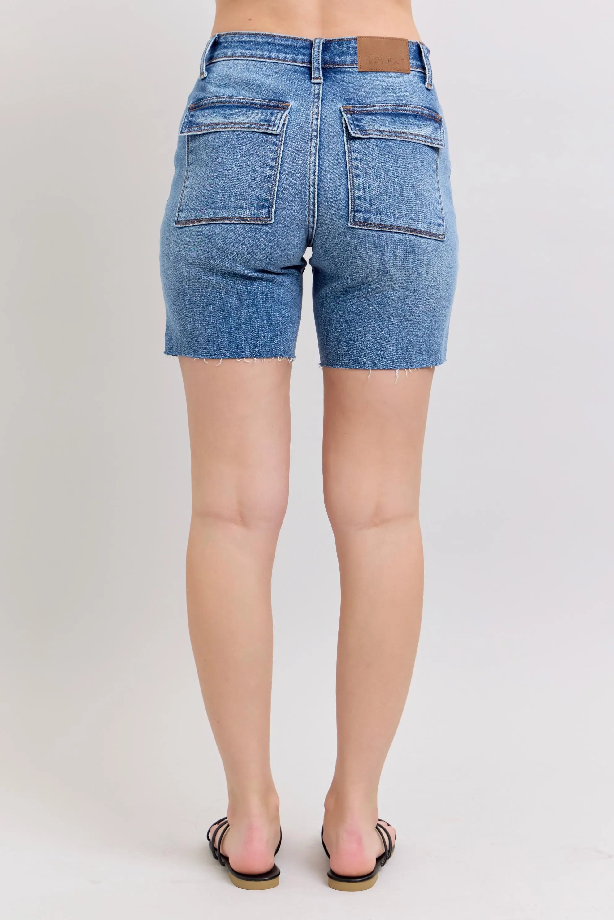 Judy Blue Full Size Mid Rise Bermudas Denim Shorts W/ Back Flap Pockets Plus Size - cas7m