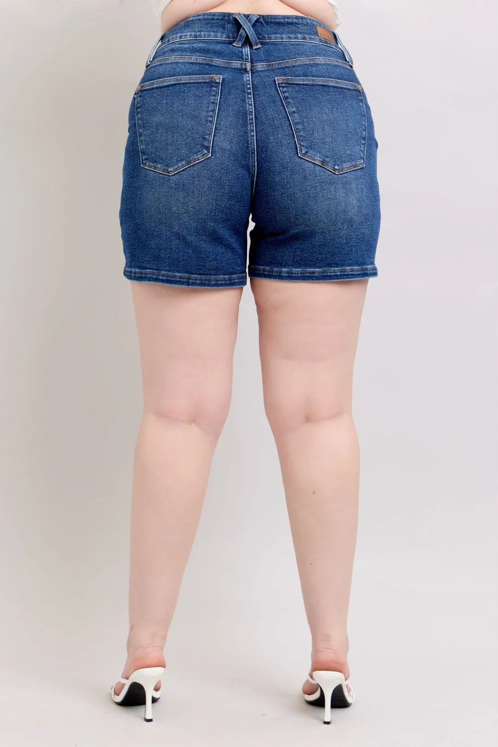 High-Waist Double-Button Denim Shorts - Stylish & Comfortable Fit - cas7m