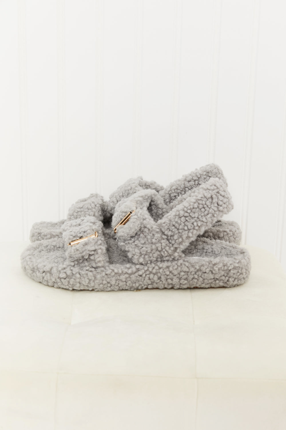 Qupid Cozy Atmosphere Faux Fur Buckled Sandals in Grey - cas7m