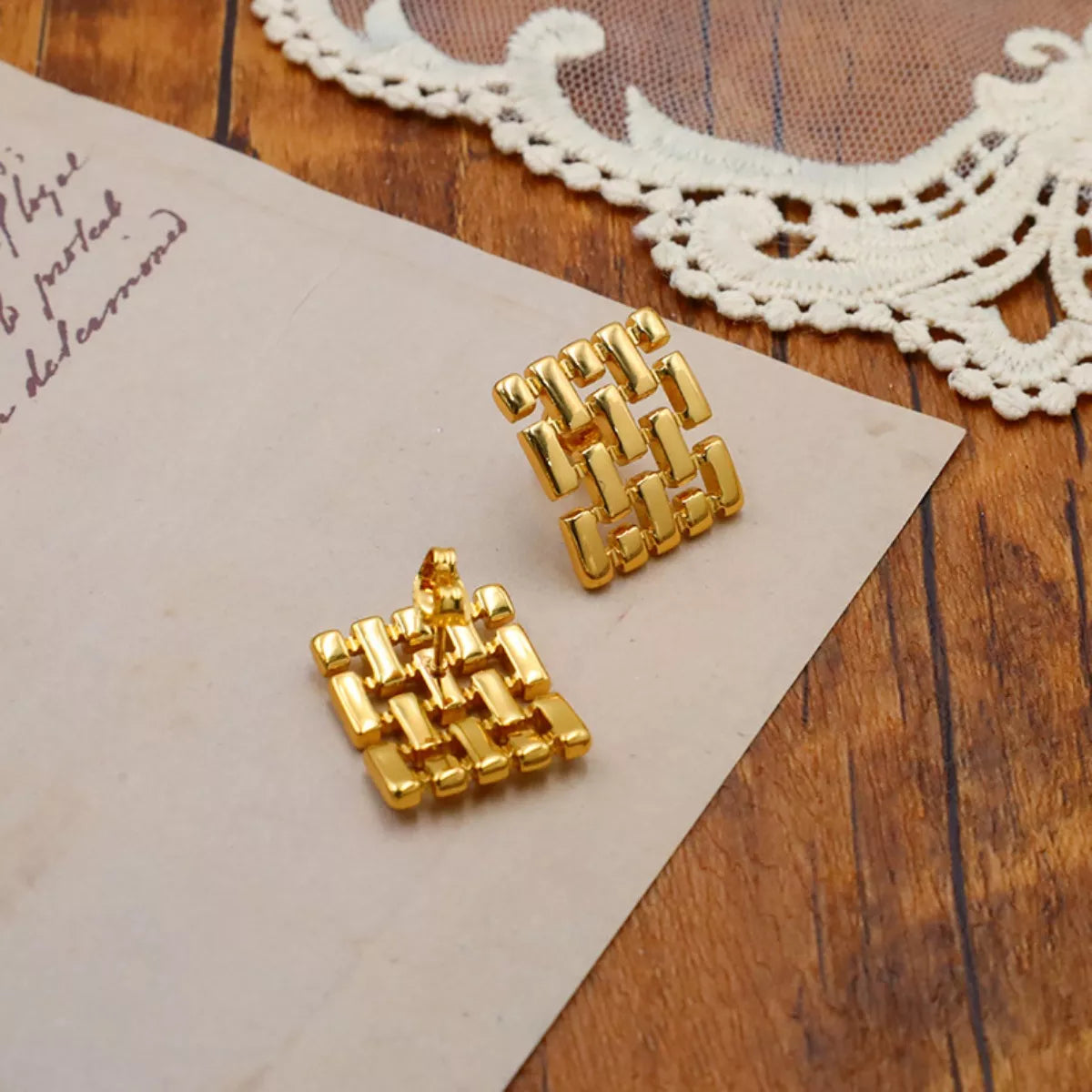 18K Gold-Plated Geometric Stud Earrings - cas7m