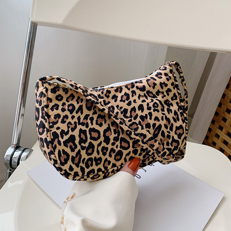 Women Handbag Butterfly Cow Leopard Printed Pattern Underarm Bags Small Shoulder Bag - cas7m