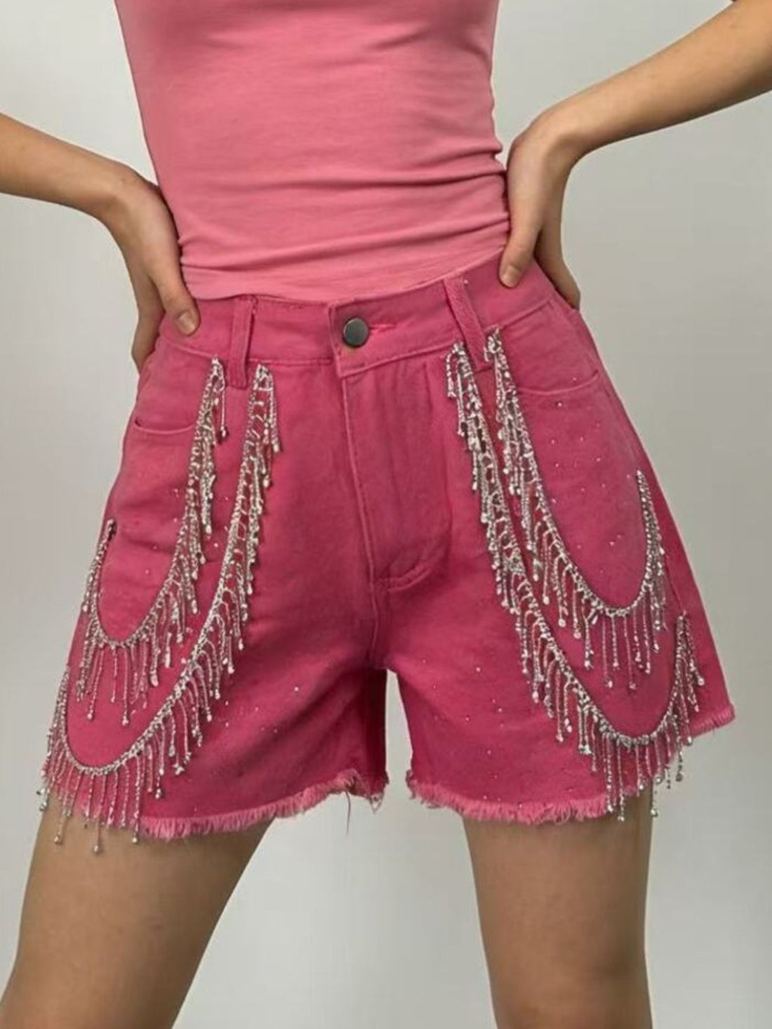 Rhinestone Chain Raw Hem Denim Shorts - cas7m