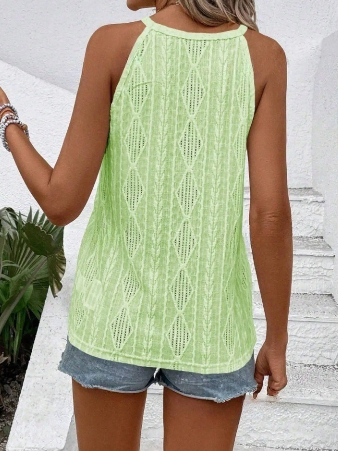 Textured Round Neck Tank - cas7m