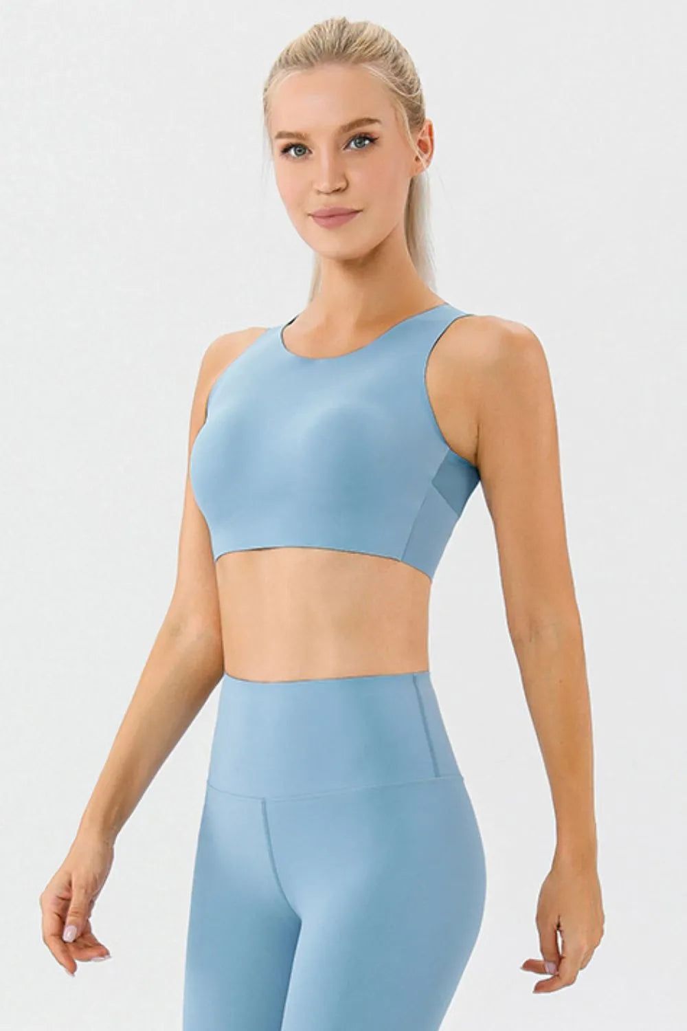 Round Neck Wide Strap Active Bra - cas7m