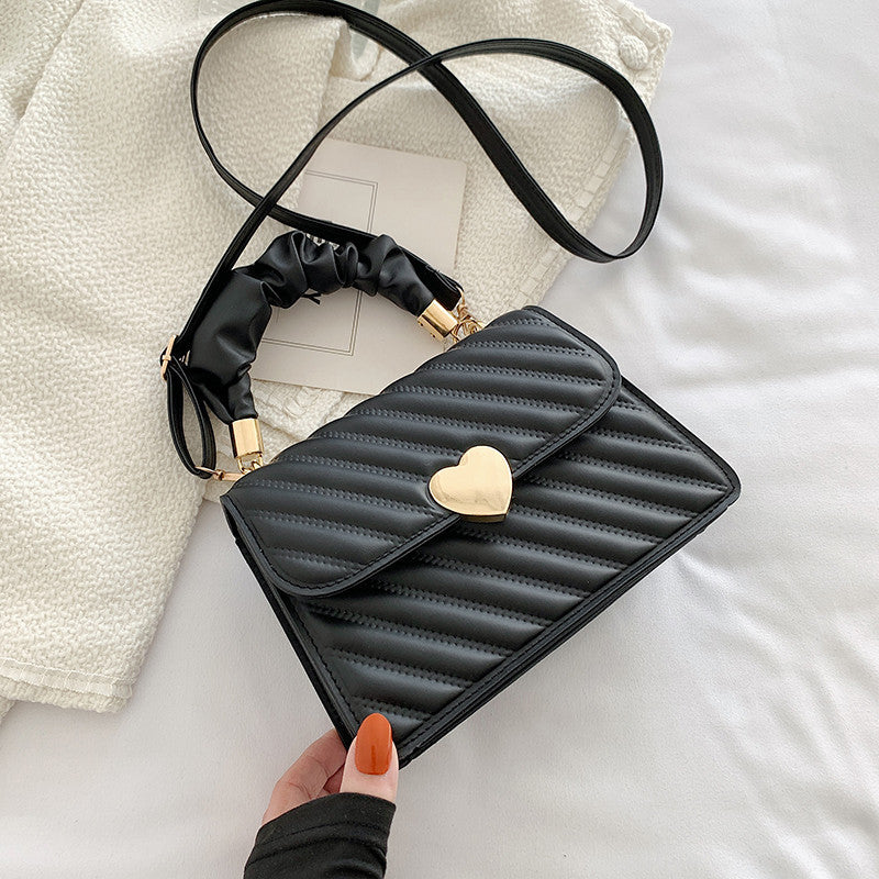 Women Handbags Fashion Chain Shoulder Bags With Love Metal Design - cas7m