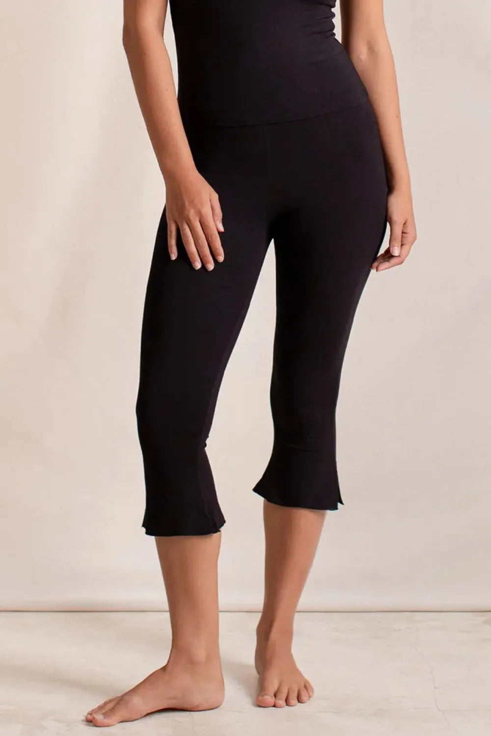 Side Slit Capris Leggings - cas7m