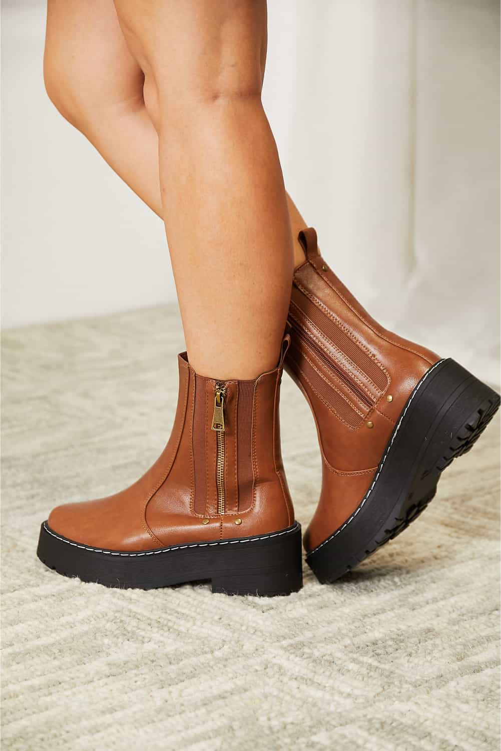Forever Link Side Zip Platform Boots - cas7m