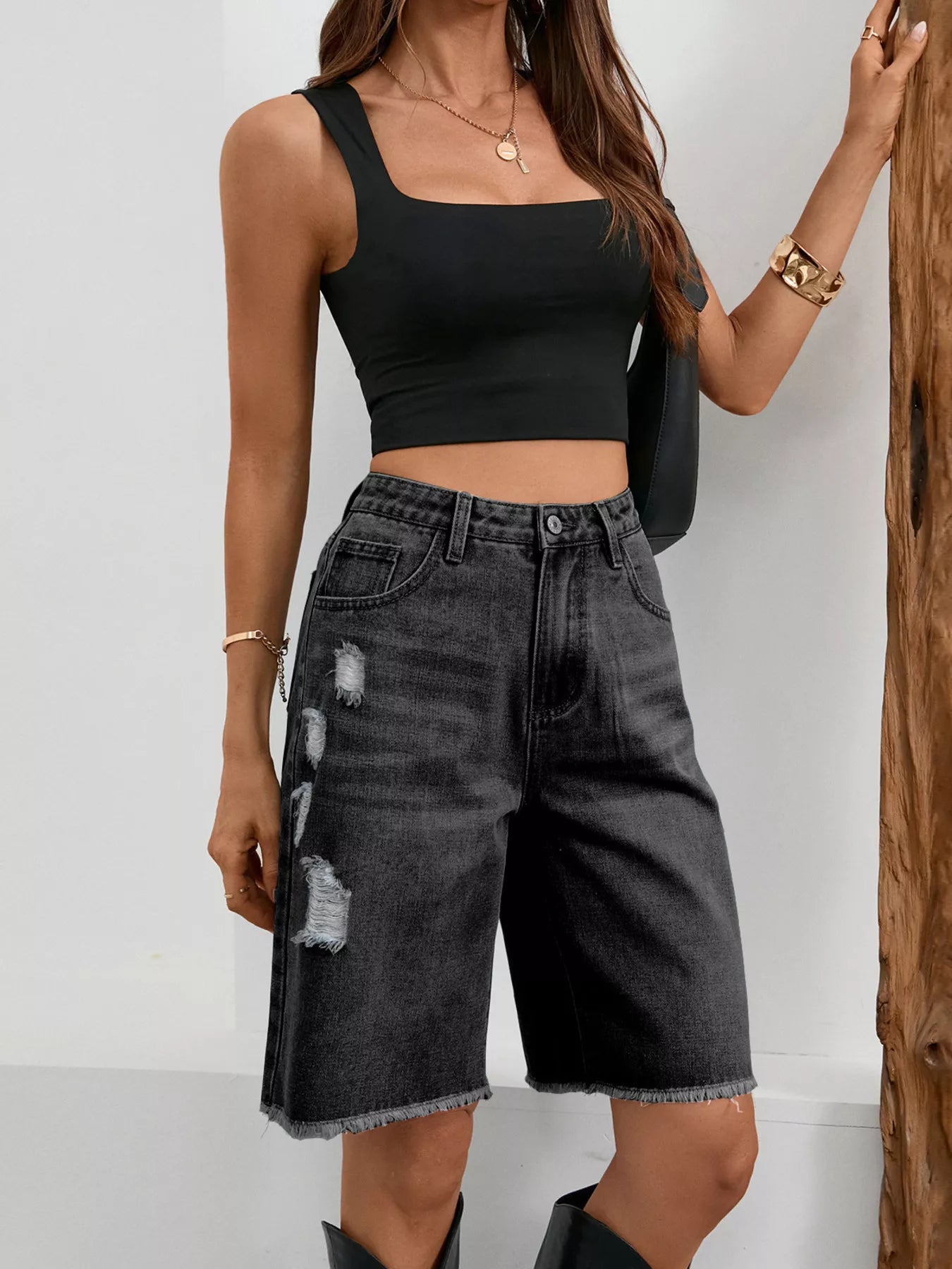 Ripped Frayed Hem Denim Shorts - cas7m