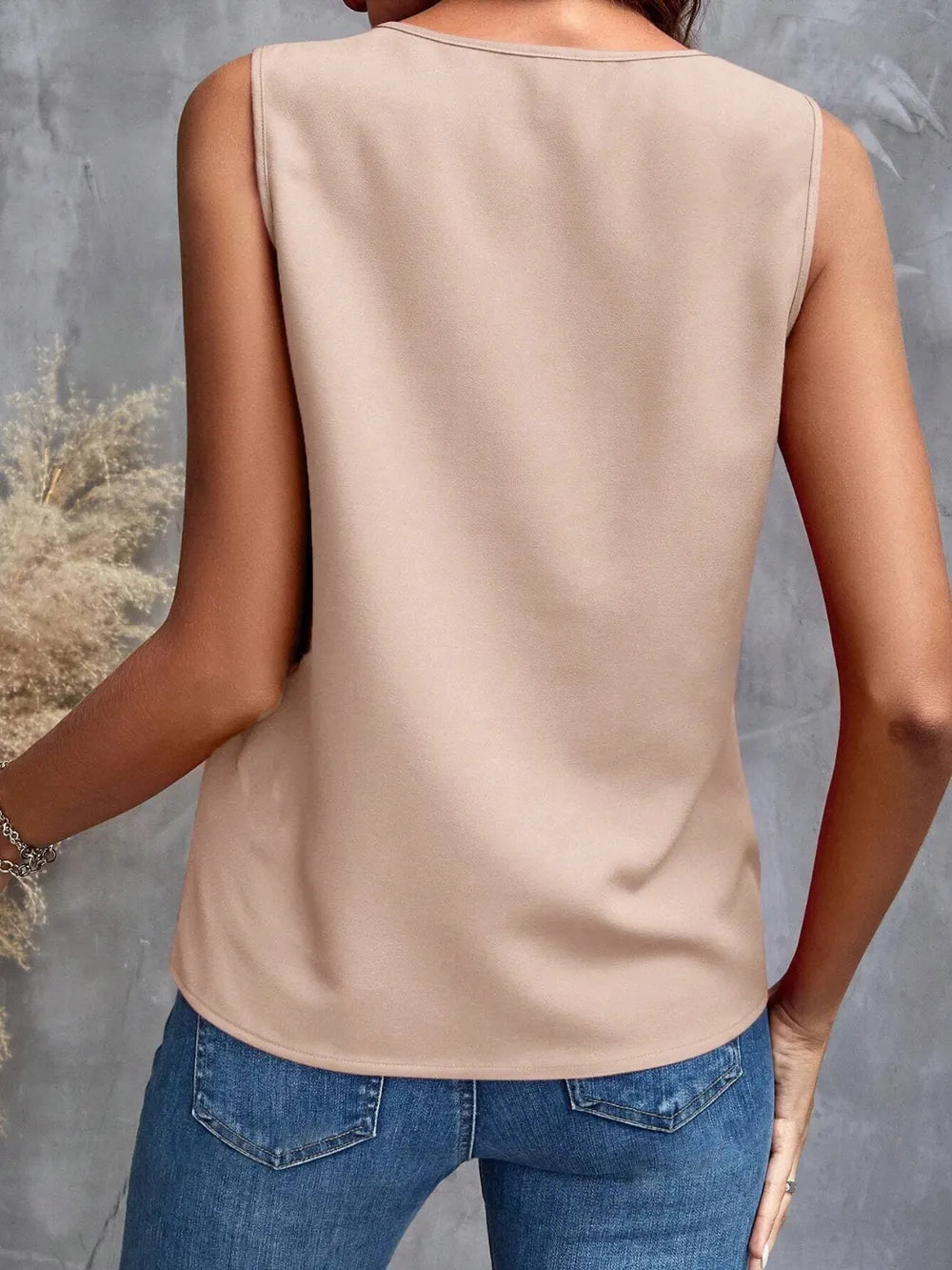 Ruffled V-Neck Tank - cas7m