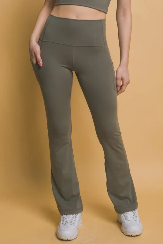 Love Tree High Waist Flare Active Leggings with Side Pockets - cas7m