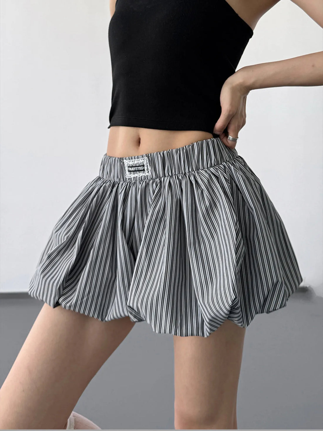 Striped Bubble Hem Casual Shorts - cas7m