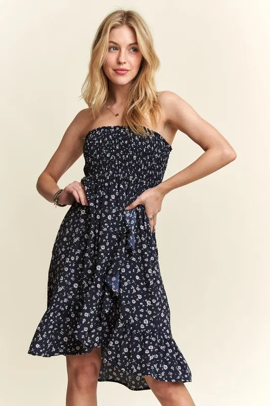 ADORA Smocked Floral Tube Dress with Pockets - cas7m