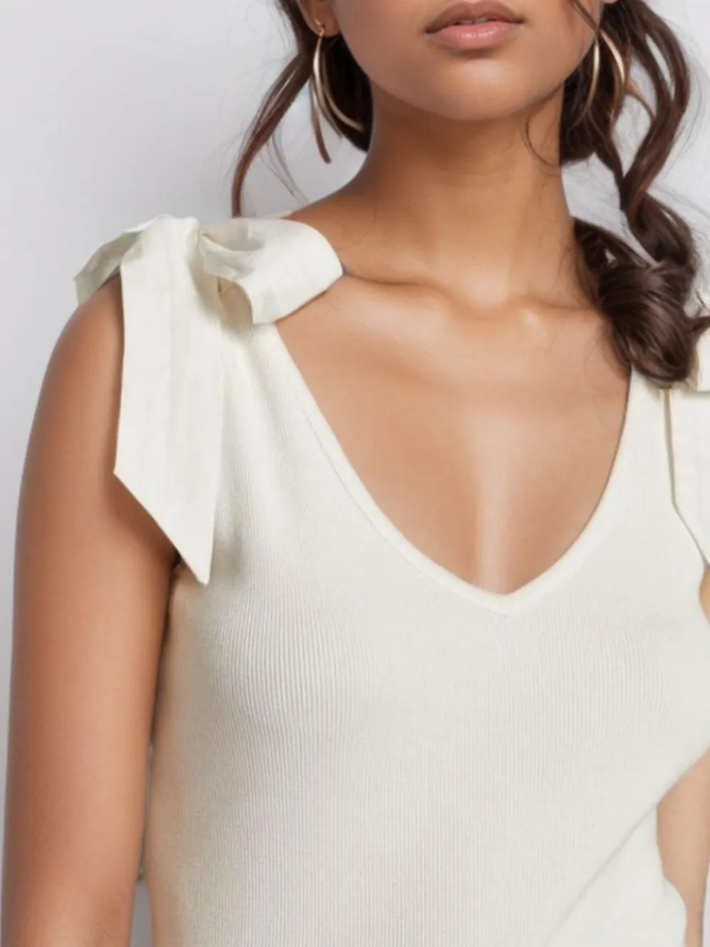 V-Neck Tie Shoulder Tank - cas7m