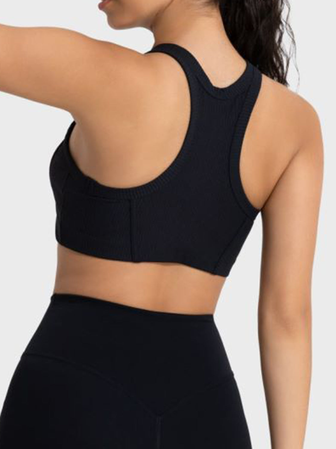 Millennia Wide Strap Cropped Sport Tank - cas7m
